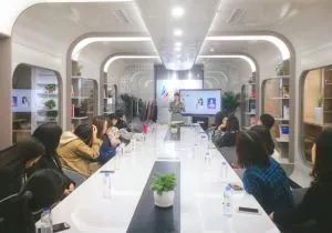 提升品牌價(jià)值，共筑校友輝煌 中山大學(xué)陜西校友會企業(yè)形象定制培訓(xùn)與咨詢